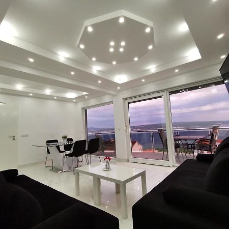 Apartments Blazevic, Heated Pool&Jacuzzi Dramalj Exterior photo