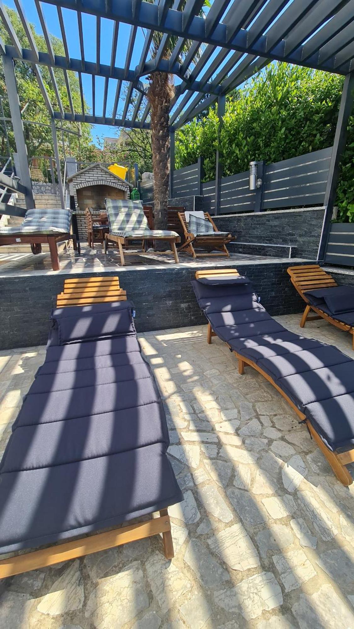 Apartments Blazevic, Heated Pool&Jacuzzi Dramalj Exterior photo