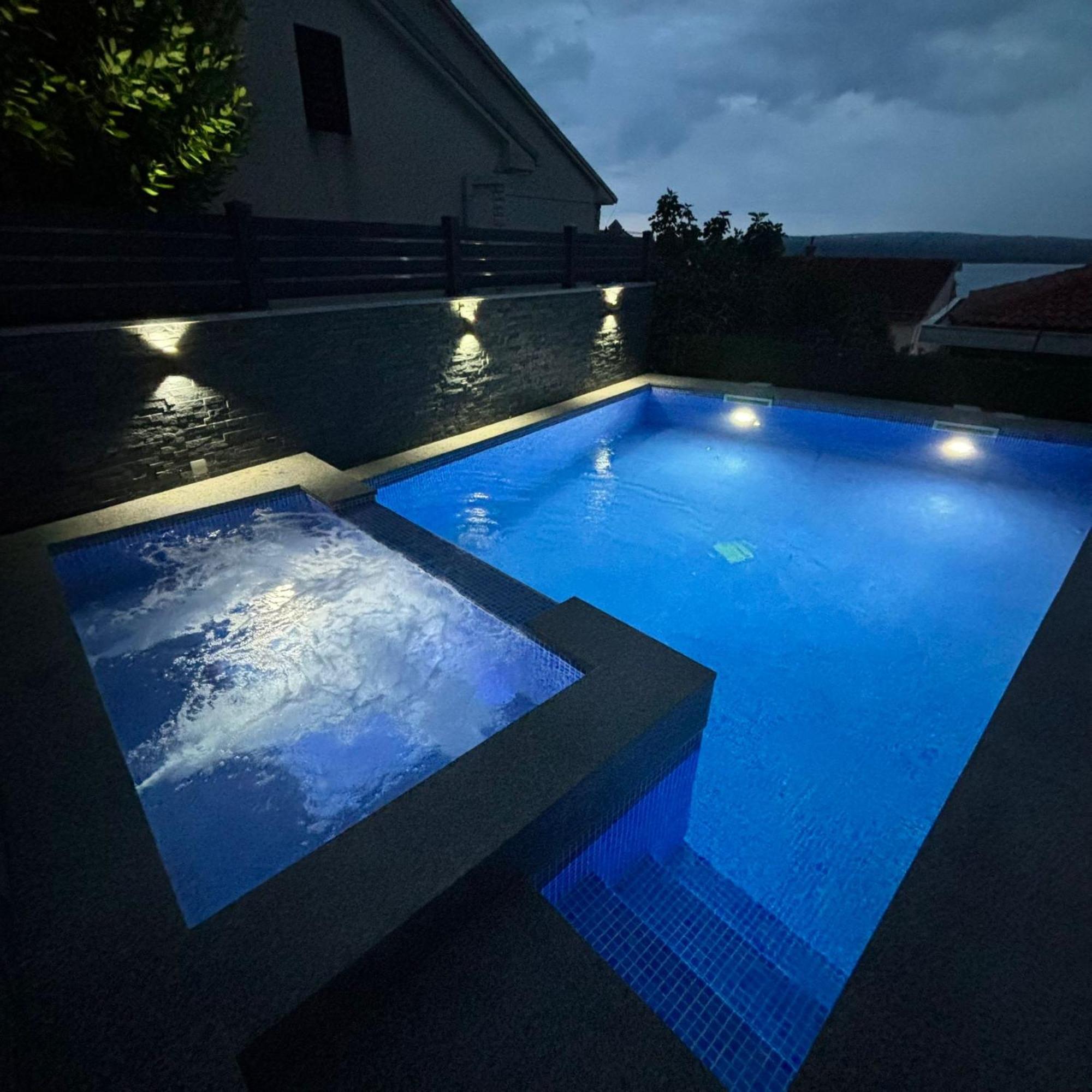 Apartments Blazevic, Heated Pool&Jacuzzi Dramalj Exterior photo