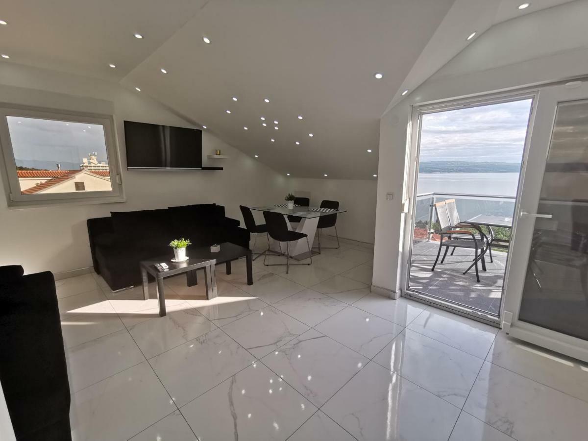 Apartments Blazevic, Heated Pool&Jacuzzi Dramalj Exterior photo