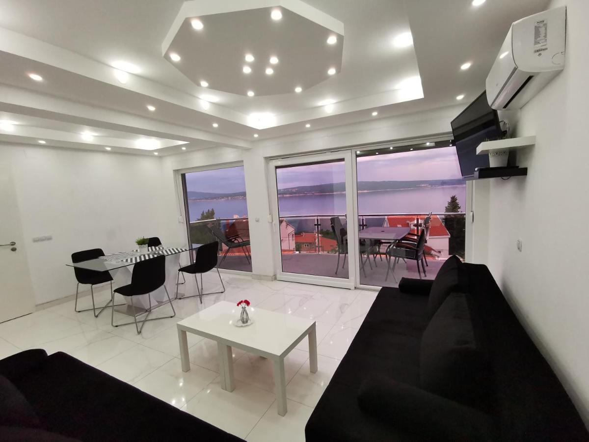 Apartments Blazevic, Heated Pool&Jacuzzi Dramalj Exterior photo